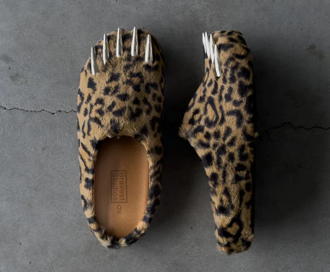 Bravest Studios Leopard Bear Claw Mules